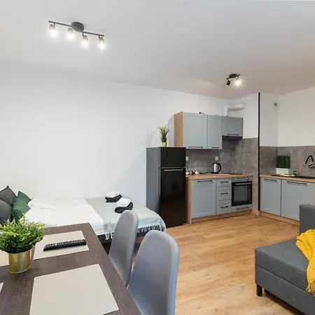 Lineburg ワルシャワ