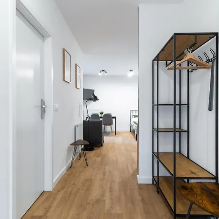Lineburg Apartman *